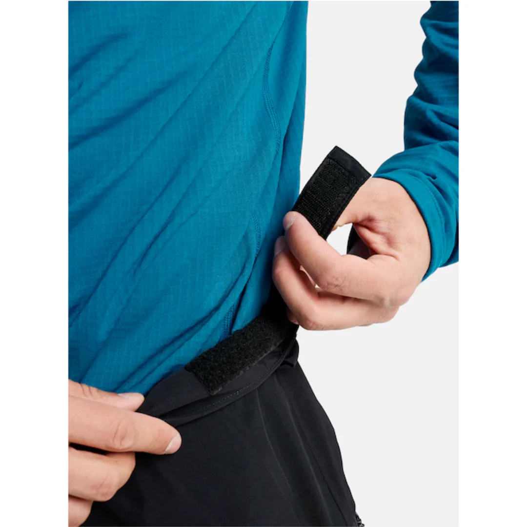 Burton Men's [ak] Cyclic GORE‑TEX 2L Pants - True Black - Image 4