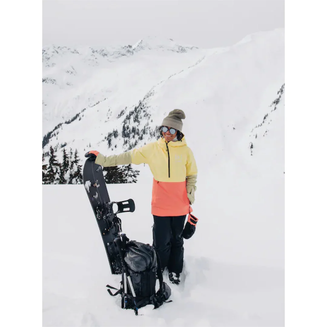 Burton Women's [ak] Kimmy GORE-TEX 2L Anorak Jacket - Buttermilk / Reef Pink / Mushroom - Image 2