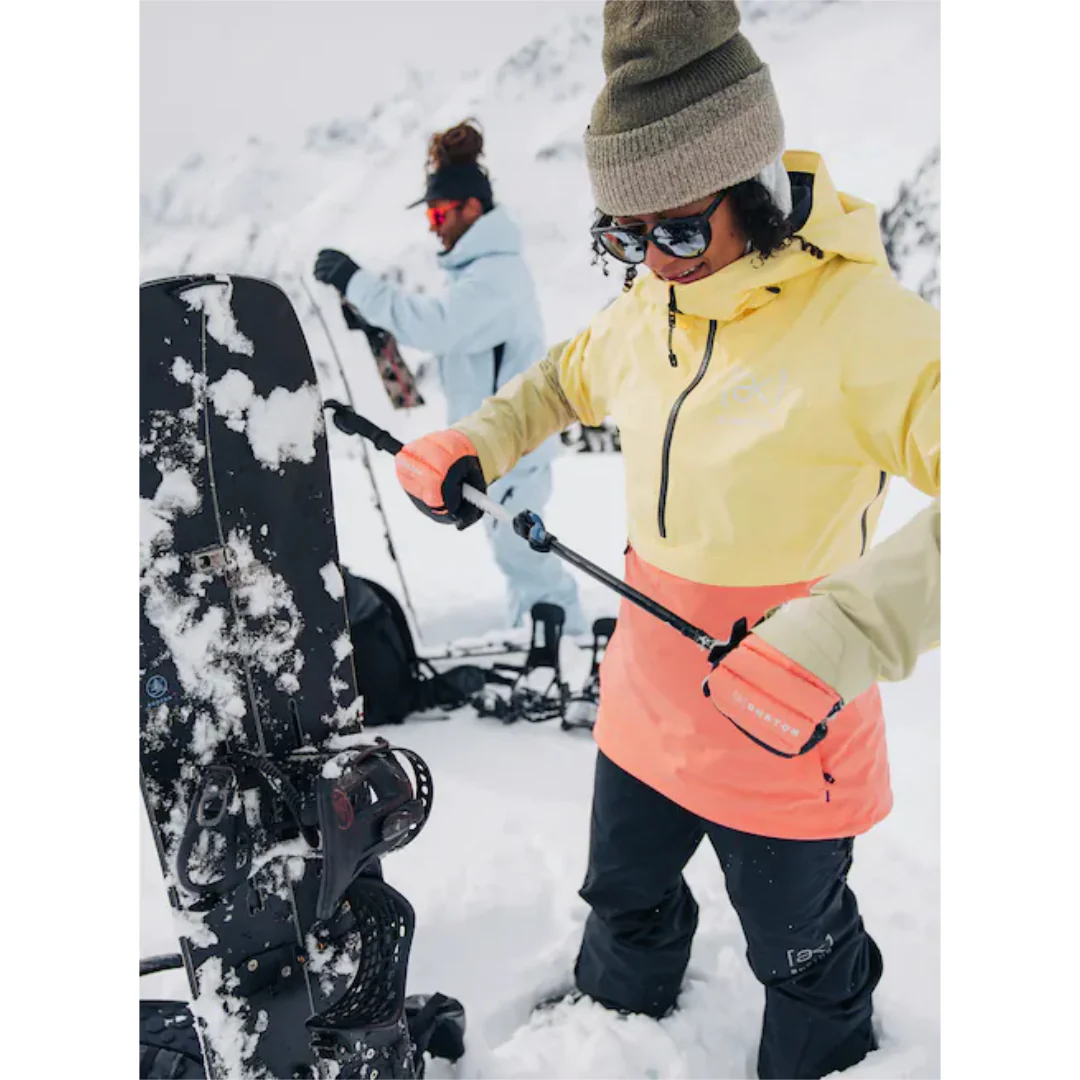 Burton Women's [ak] Kimmy GORE-TEX 2L Anorak Jacket - Buttermilk / Reef Pink / Mushroom - Image 8