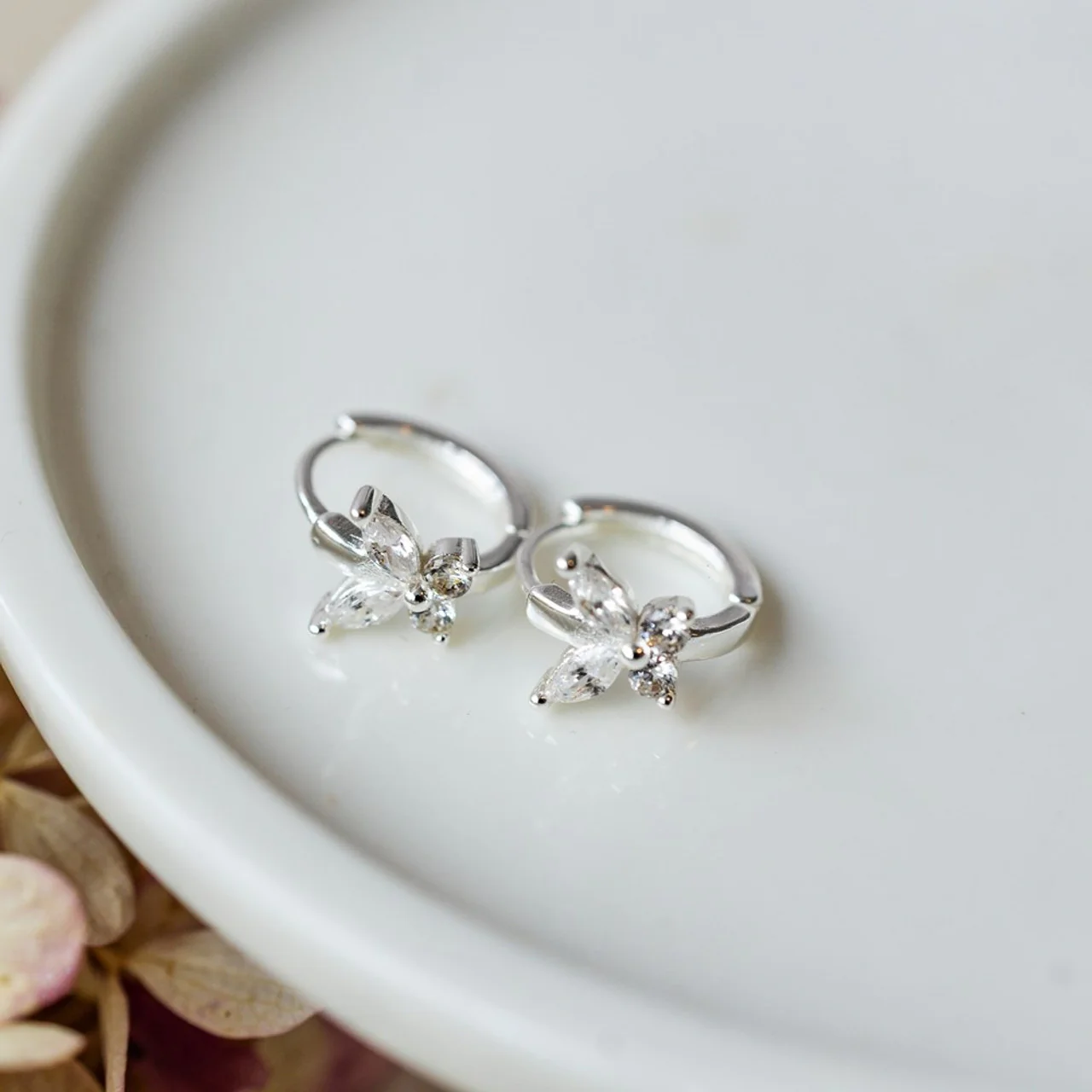 Glee Papillon Hoops