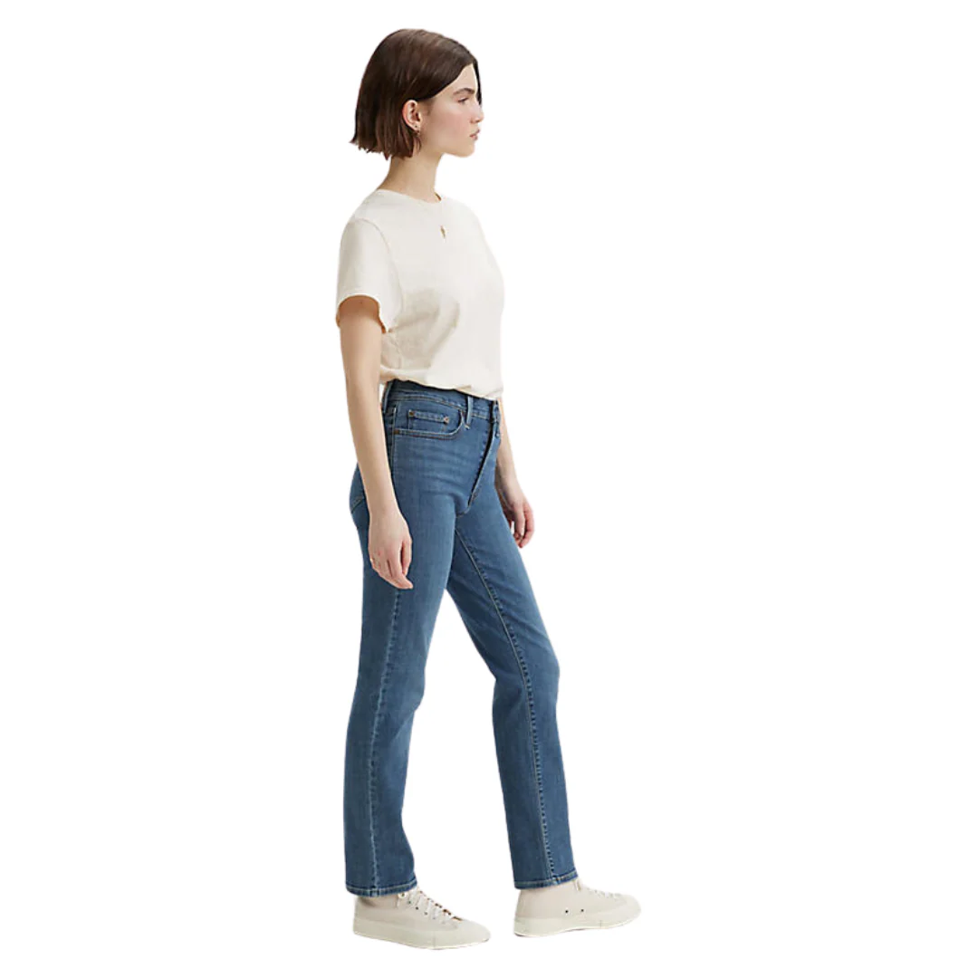 Levis Women's 724 High Rise Straight - Image 6