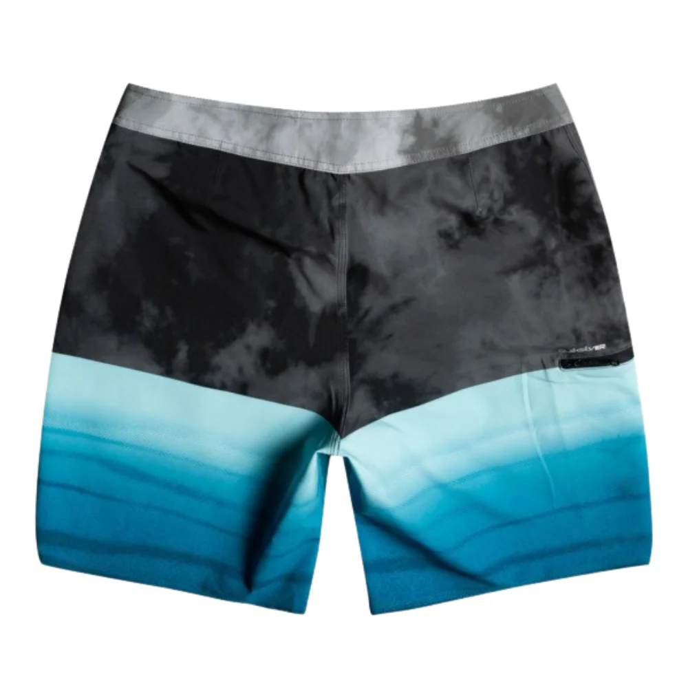 Quiksilver Men's SurfSilk Five-0 19" Boardshorts - Image 2