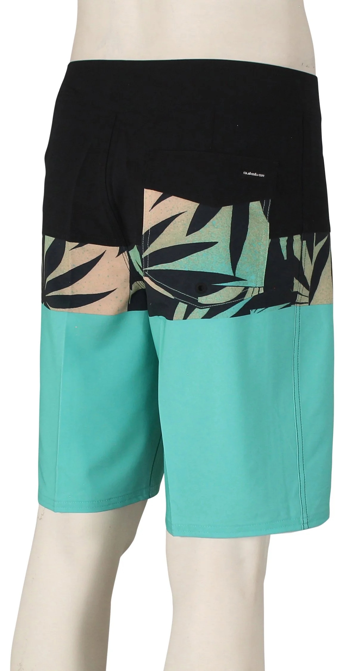 Quiksilver Men's Surfsilk Panel 20 Shorts - Image 2