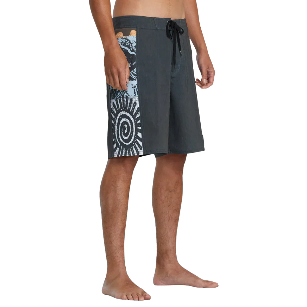 RVCA Men's Drain Trunk - Image 2