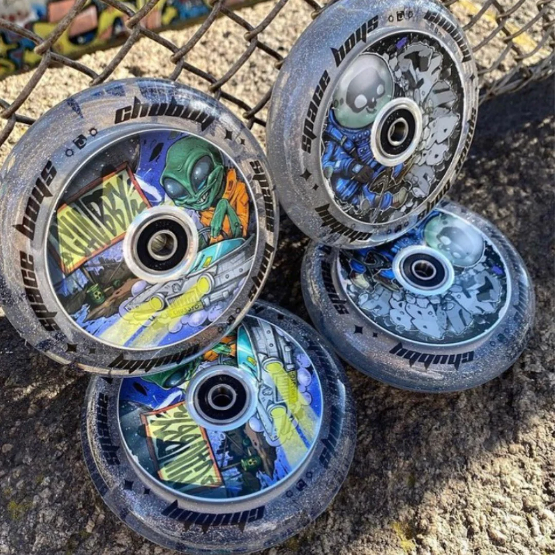 Chubby Spaceboys Astronaut Clear Glitter - Single Wheel - Image 8