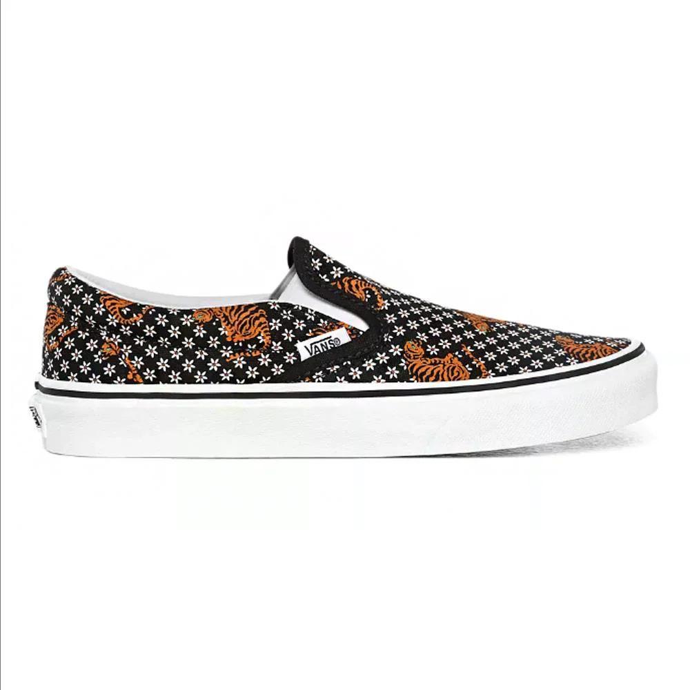 Vans Classic Slip On Checkerboard Womens Skate Shoes - Image 5